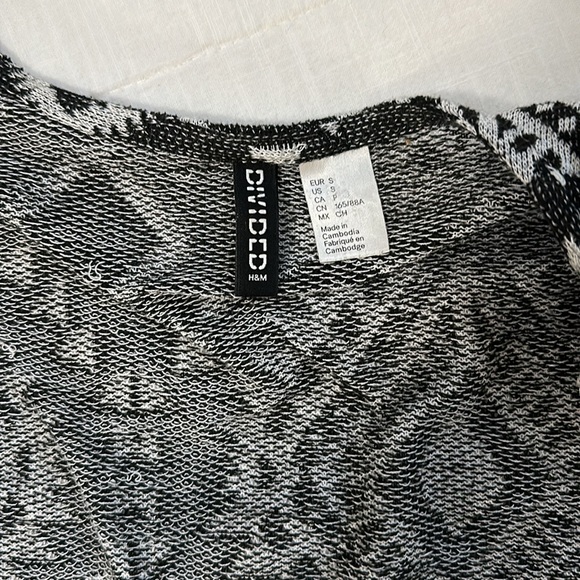 H&M Oversized Cardi - Picture 6 of 7